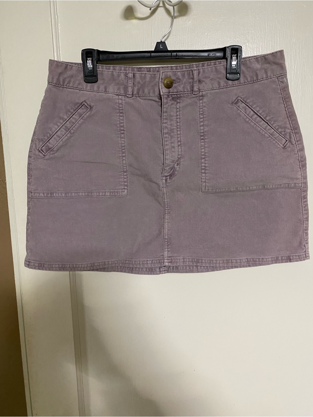 American Eagle Outfitters Super Stretch, Lavender Mini Skirt, Corduroy, Size 14